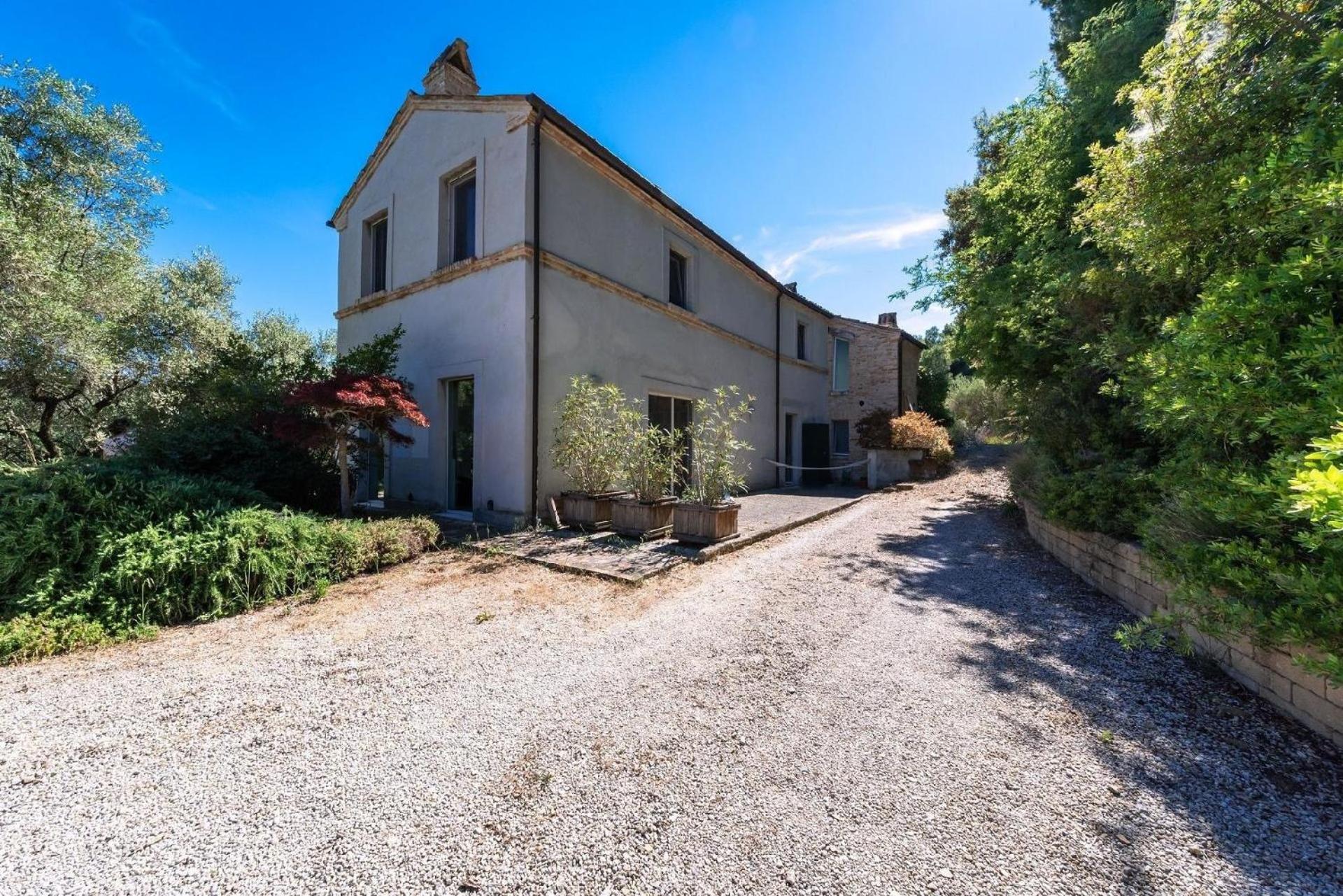 Meernahes Ferienhaus Casa Cantagallo Mit Pool Villa Фермо Екстериор снимка
